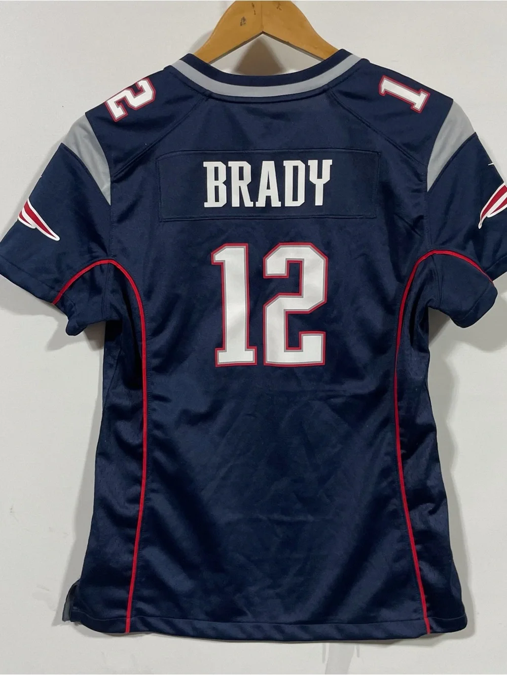 Nike Kids Navy Patriots tom Brady 12  Blue NFL On Field Jersey Tag Detail